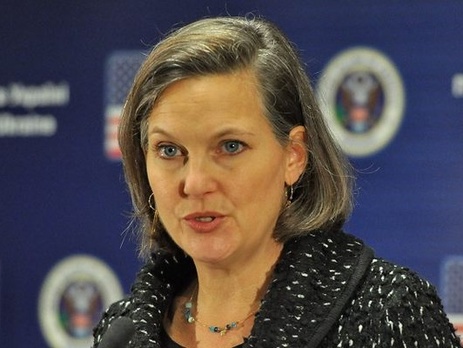 Нуланд: Очень важно, что украинское правительство хорошо относится к российским пленным. Видео 