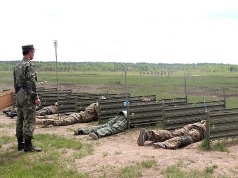 В Черниговской области призывники проходят боевое слаживание. Фоторепортаж