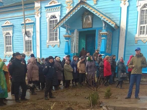В Винницкой области полиция будет круглосуточно охранять храм из-за конфликта между верующими