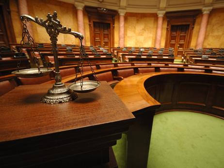 Высшая квалификационная комиссия судей Украины отстранила от работы семь судей