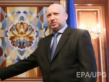 Турчинов призвал отключить Россию от SWIFT