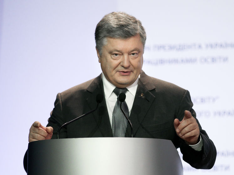 Порошенко заявил, что выборы в Украине пытаются сорвать с помощью уличных беспорядков