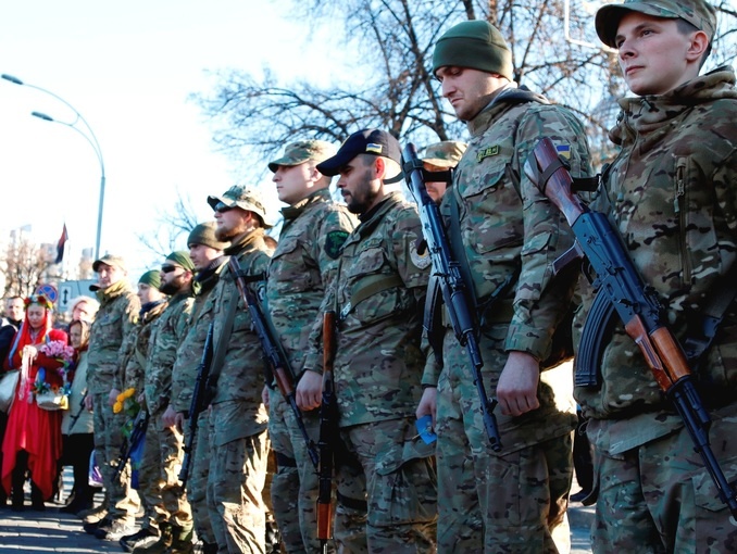 Бойцы батальона "Сечь" отправились из Киева в зону АТО