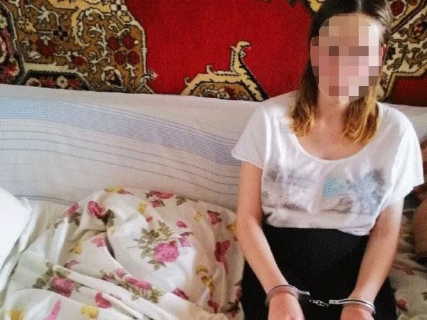 У Рівному 21-річна жінка зарізала місячну доньку – поліція