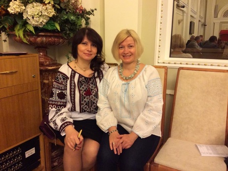 Народные депутаты пришли в Раду в вышиванках. Фоторепортаж