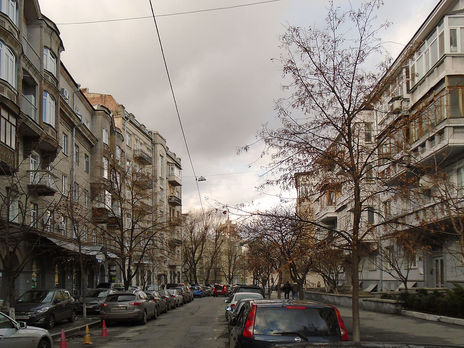 В центре Киева неизвестный напал на представителя Бюро по демократическим институтам ОБСЕ – СМИ