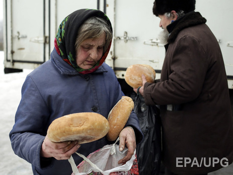 В "ДНР" ограничили продажу "республиканского" хлеба одной буханкой в руки