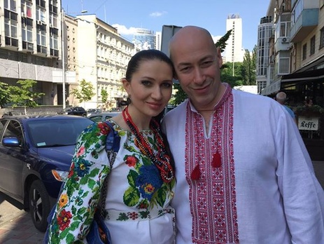 День вышиванки в Украине. Во флешмобе поучаствовали политики, артисты и журналисты. Фоторепортаж