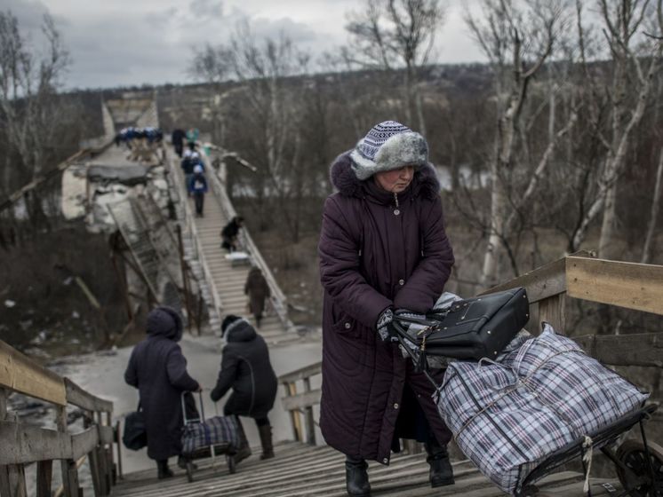 У пункті пропуску "Станиця Луганська" померла 85-річна жінка – правозахисники