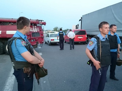 МВД: Операция по обезвреживанию преступника, захватившего заложников под Харьковом, была проведена профессионально