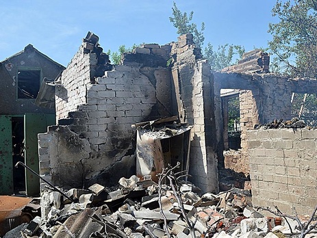 Боевики обстреляли Пески из гранатометов, крупнокалиберных пулеметов и стрелкового оружия. Фоторепортаж