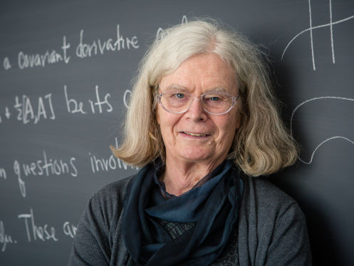 Абелевскую премию по математике впервые в истории присудили женщине