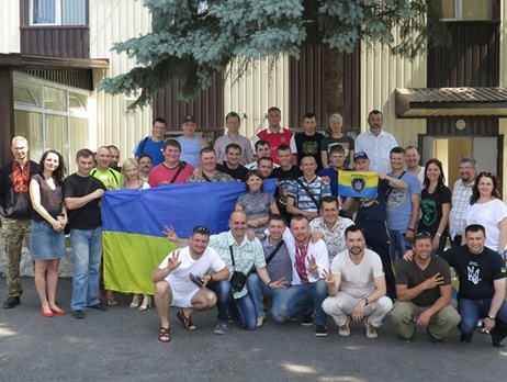 38 раненных бойцов 