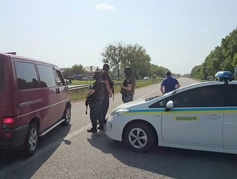 Харьковская ОГА: У одного из заложников, освобожденных на АЗС под Харьковом, произошел сердечный приступ