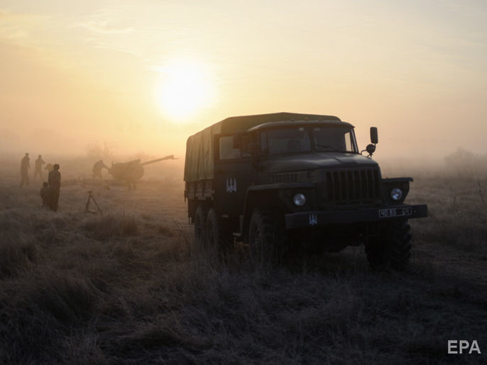На Донбассе уничтожили двух боевиков, военный автомобиль и склад боеприпасов противника – штаб операции Объединенных сил