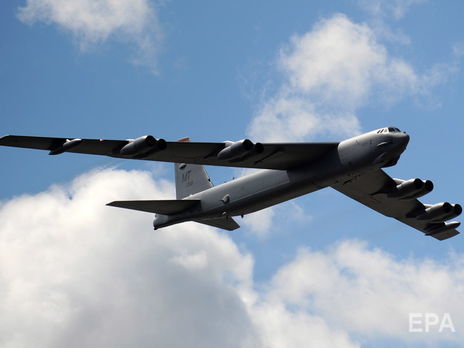 США перекинули у Європу шість стратегічних бомбардувальників – CNN