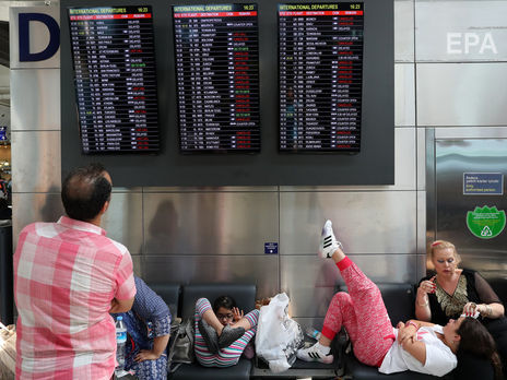 Kyiv, Kharkiv, Lviv, Odesa. Аеропорт імені Ататюрка у Стамбулі змінив назву українських міст на табло 