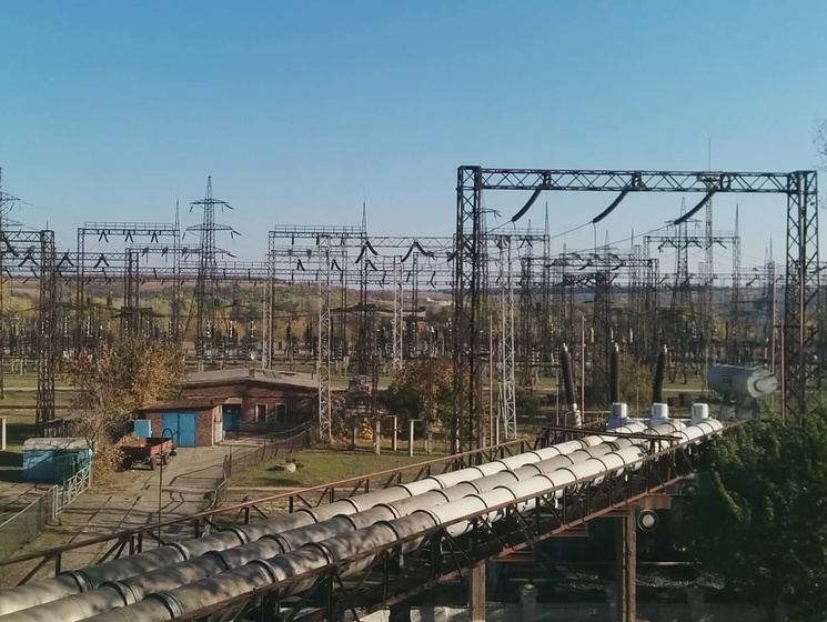 ДТЭК: Луганская ТЭС остановила один из двух энергоблоков после попадания снаряда
