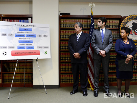 Коррупционный скандал в ФИФА. Состоится ли футбольный чемпионат мира в России?