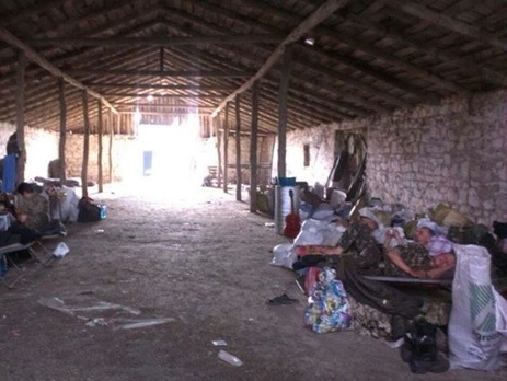 Журналист Бочкала: Бойцов 17-й танковой бригады поселили в хлеву и сняли с довольствия. Две роты на грани бунта