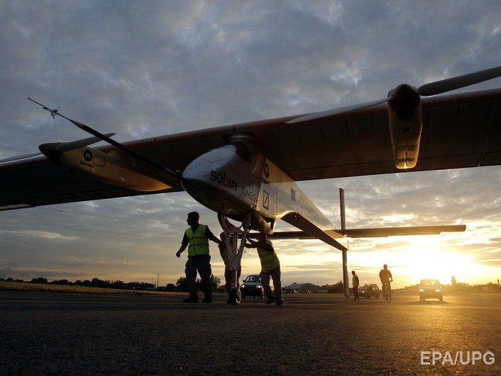 Самолет на солнечных батареях Solar Impulse 2 начал перелет через Тихий океан