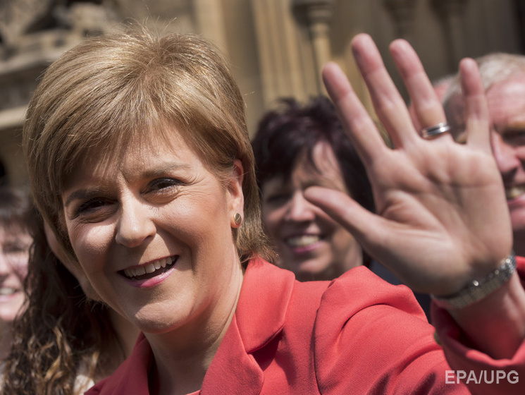 Премьер Шотландии выступила против референдума о выходе Британии из ЕС