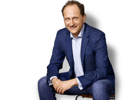 Вице-председатель Европарламента Ламбсдорф предложил создать альтернативу ФИФА