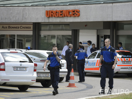 Керри прервал международное турне из-за перелома бедра