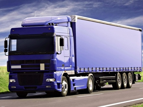 С 1 июня грузовикам разрешили ездить только ночью