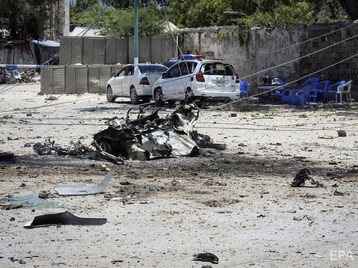 В Сомали произошел теракт, погибли не менее 15 человек, среди них &ndash; замминистра труда
