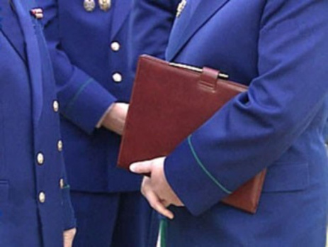 СМИ: В еврейской гимназии Екатеринбурга прокуратура изъяла Тору и книги Танаха, чтобы проверить на экстремизм