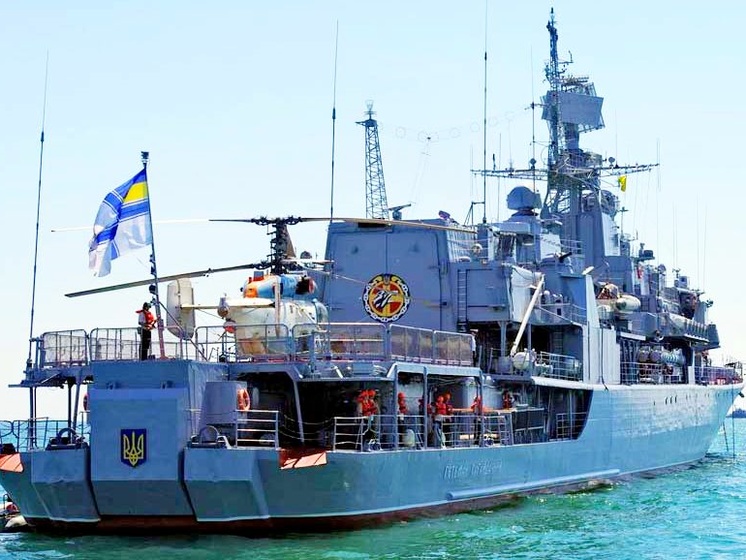 В Черном море украинский фрегат и американский эсминец провели совместные тренировки