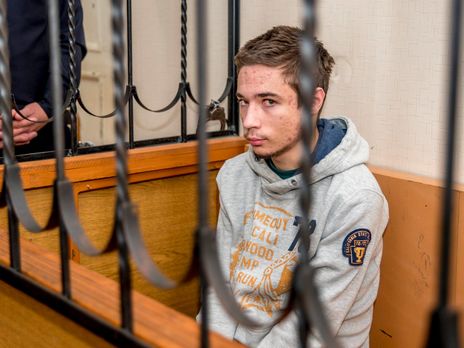 Батько Гриба заявив, що синові терміново потрібна операція, без якої він може померти