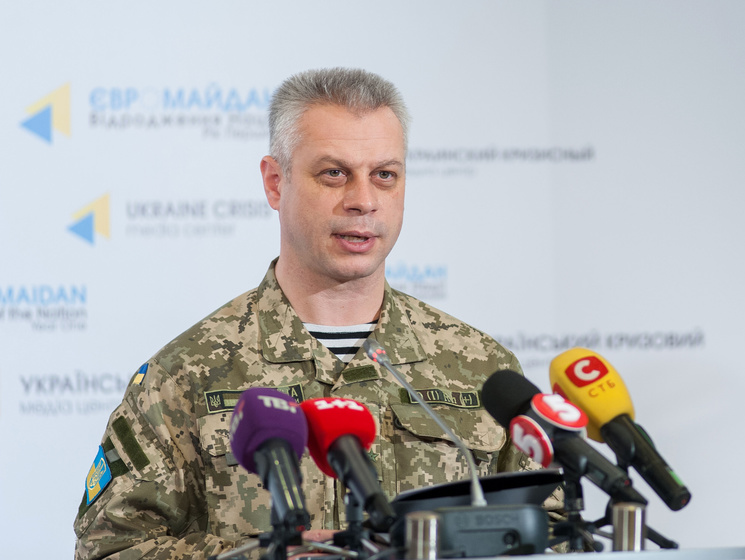 Спикер АП Лысенко: За прошедшие сутки на Донбассе ранены четверо украинских военных, погибших нет