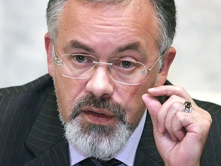 ЕС продлил санкции в отношении Табачника, Клюева и Лукаш