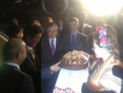 В Украину с официальным визитом прибыл премьер-министр Японии