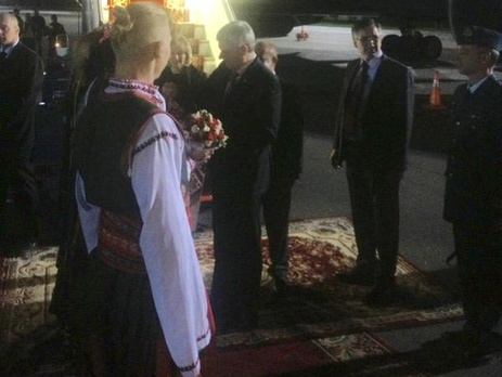 МИД: В Украину прибыл премьер-министр Канады Харпер