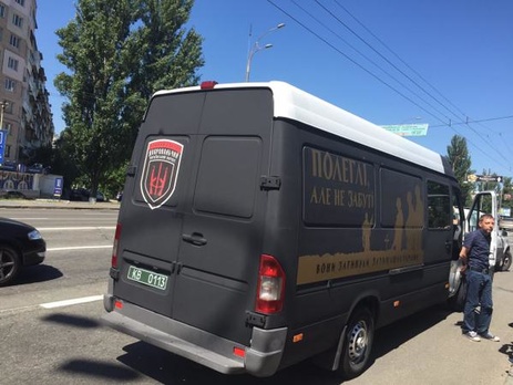 Вблизи места проведения 