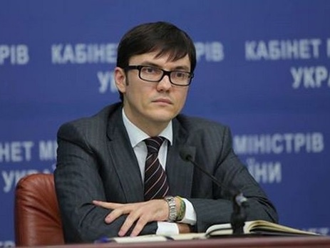 Министр Пивоварский: В 2016 году акциз с нефтепродуктов будут тратить только на ремонт дорог