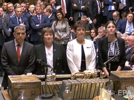 Троє членів уряду Великобританії подали у відставку через незгоду з політикою Brexit