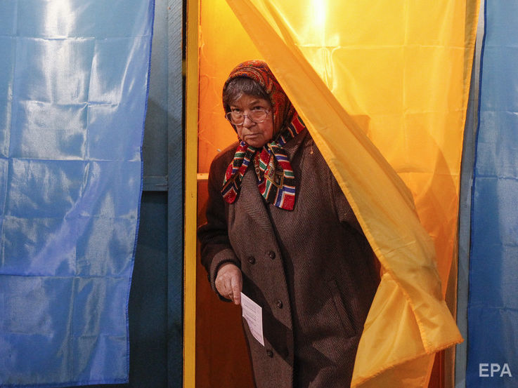 Українці за кордоном зможуть проголосувати на президентських виборах на 101 дільниці у 72 країнах світу – МЗС України