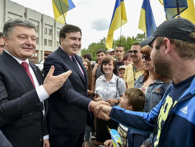 Сегодня Саакашвили объявит конкурс на замещение должностей глав райадминистраций