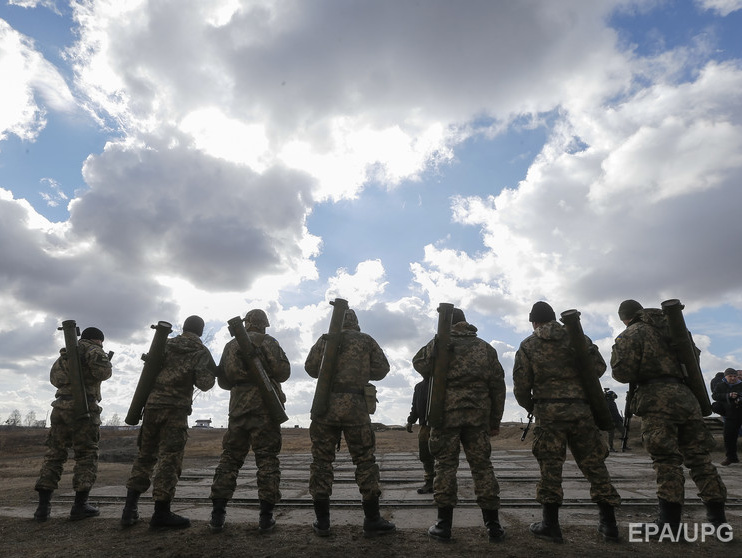 Минбороны: Статус участника боевых действий получили 52,5 тысячи украинских военных
