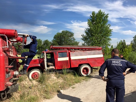 МВД: В результате взрыва на нефтебазе под Киевом погиб один человек, 14 травмированы