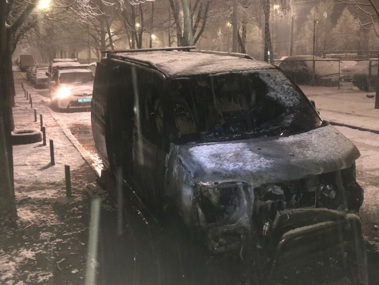 Депутат Киевсовета от "Свободы" Назаренко заявил, что неизвестные сожгли его машину