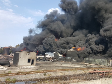 МВД: В отношении компании, которой принадлежит горящая нефтебаза под Киевом, начаты два уголовных производства