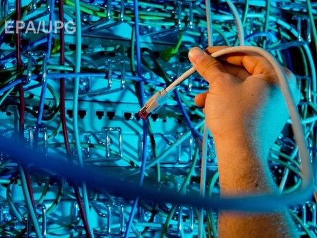 Печерский суд постановил вернуть компании NIC.UA серверы, изъятые во время обыска сотрудниками СБУ