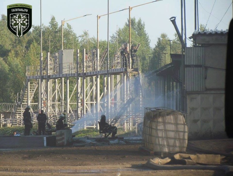 Пожар на нефтебазе под Киевом продолжается, утром произошел взрыв