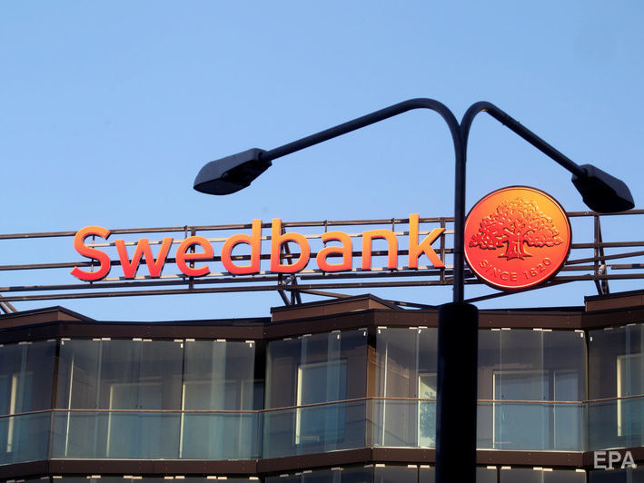 Фирма, отмывавшая деньги Януковича через Swedbank, перечислила $25 млн компании, упомянутой в деле Манафорта