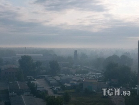 В Дарницком районе Киева горит лес